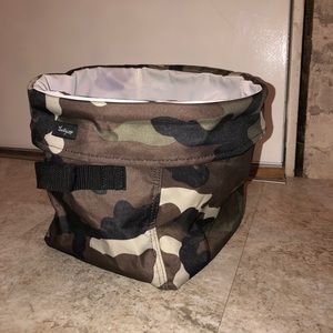 Thirty-one camo trash tote
